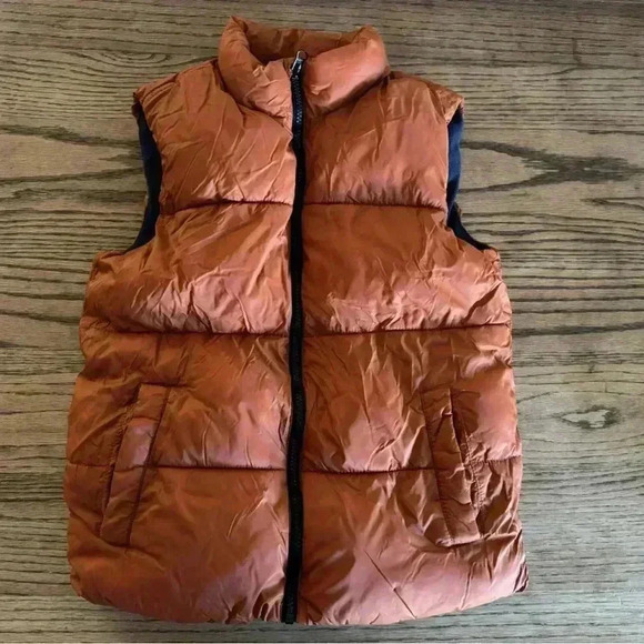 Old Navy warm Fall Winter Fleece Lined Puffer Vest Kids Size L(10/12) - Picture 2 of 6
